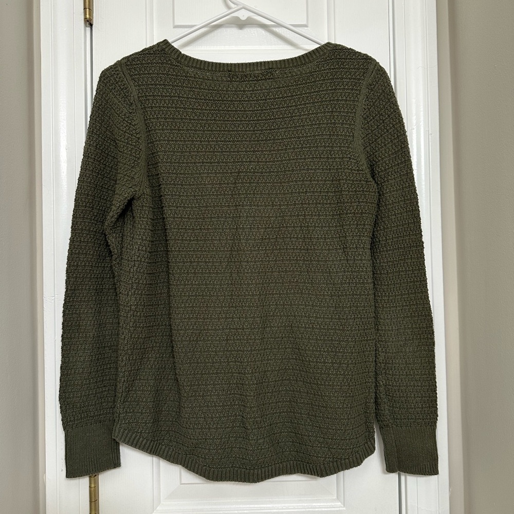 Loft Women’s Cotton Knit Sweater Medium Olive Green Long Sleeve Crew Neck Top - Picture 3 of 6